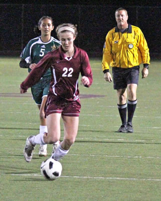  Senior and Georgetown recruit Marina Paul on the field for the Breakers. Photo by Robert Campbell. 