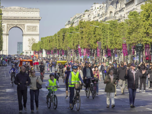 Paris streets sans vehicles during the earlier car-free day last year.