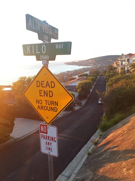 A narrow stretch of Alta Vista Way ends in a long dead-end